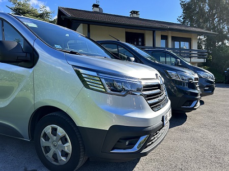 Alps Holiday Transfers vehicles